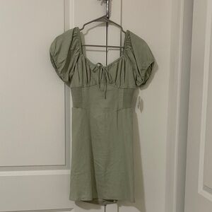 Elegant Green Puff Sleeve Dress